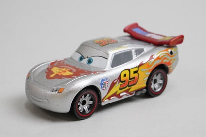 Tomica Cars Toys R Us Original Lightning McQueen Silver Racer Type model car
