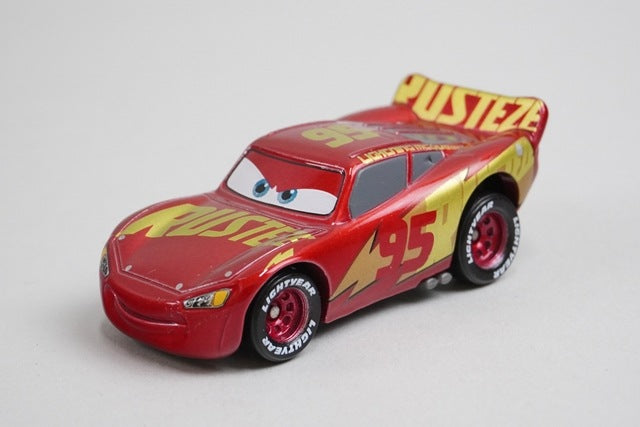 Tomica Cars Lightning McQueen RRC Type Special Edition model car