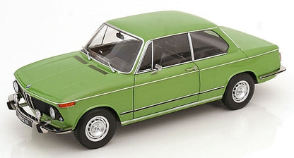 [ Pre-order ] KKDC120103 KK scale 1:12 BMW L 2002 tii 2.Series 1974 Green metallic