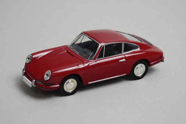 1:64 Tomica Limited Vintage LV-93a Porsche 912 1965 model car