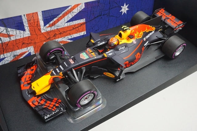 1:18 MINICHAMPS 113170133 Red Bull Racing Australian GP 2017 #33 model car