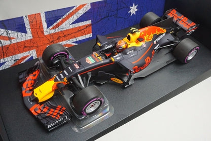 1:18 MINICHAMPS 113170133 Red Bull Racing Australian GP 2017 #33 model car