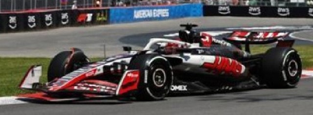 [ Pre-order ] S9619 Spark 1:43 Haas VF-25 #31 MoneyGram Haas F1 Team Canada Canadian GP 2025 - 200th GP E. Ocon