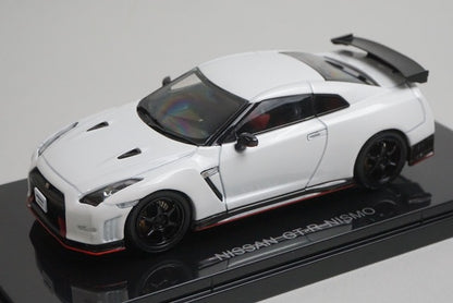 1:43 EBBRO KWAM022079 Dealer Custom Nissan GT-R Nismo White model car