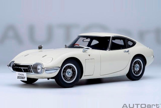 79546 AUTOart 1:18 Toyota 2000GT 1967 White model car