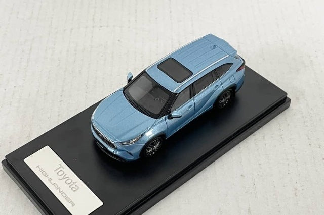 LCD64019-MB LCD 1:64 Toyota Highlander, Light Blue