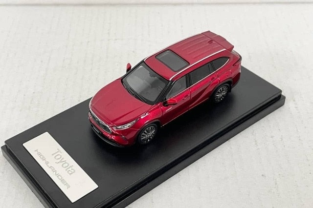 LCD64019-RE LCD 1:64 Toyota Highlander (Red)