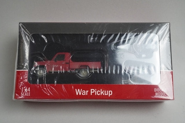 HF64-AP-07 HOBBY FANS HF 1:64 Armed Pickup Truck Red Dirt Ver. with Weapons & Towing model car