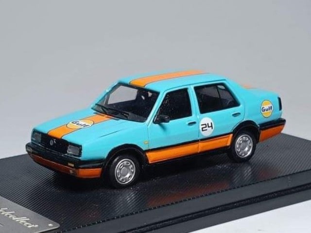 MC Model Collect 1:64 Volkswagen Jetta Gulf