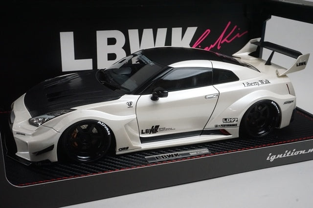 1:18 ignition model IG2358 LB-Silhouette WORKS GT Nissan 35GT-RR White Ms.Chisaki Kato