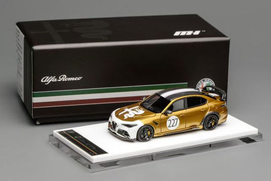 MH64009OG MOTORHELIX 1:64 Alfa Romeo Giulia GTAm Ocra GT Gold model car