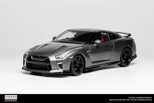M83507 MOTORHELIX 1:18 Nissan GT-R (R35) Track Edition Engineered By NISMO 2020 Dark Metal Grey