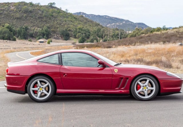 [ Pre-order ] BBR1873G BBR 1:18 Ferrari 550 Maranello 1996 - Made in Italy Rosso Monza - Cream (Clear Case Included)