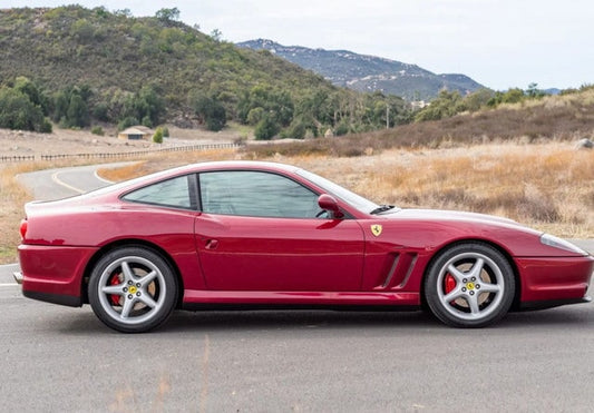 [ Pre-order ] BBR1873G BBR 1:18 Ferrari 550 Maranello 1996 - Made in Italy Rosso Monza - Cream (Clear Case Included)