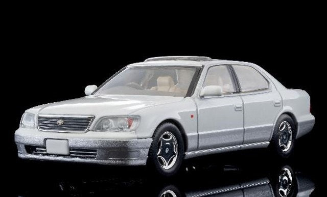 [ Pre-order ] LV-N356a TOMYTEC 1:64 Toyota Celsior C Spec F Package (Pearl White/Silver) 1997 Model 333869