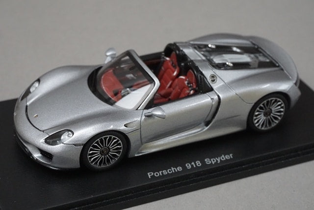 1:43 SPARK S4244 Porsche 918 Spyder 2014 model car