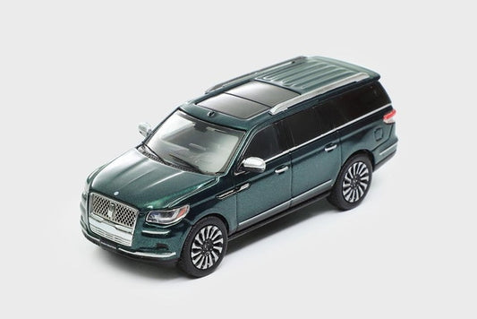 [ Pre-order ] KS-056-601 Shadow Pro 1:64 Lincoln Navigator Green (LHD)