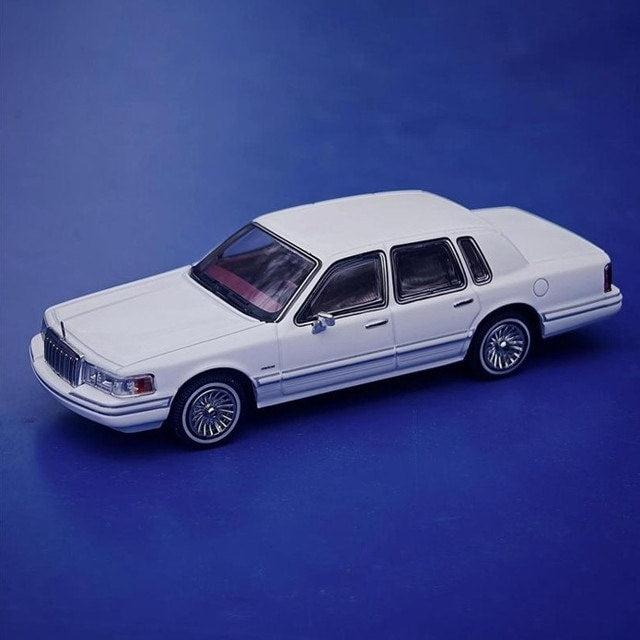 MK Miniatures 1:64 Ford Lincoln Town Car Pearl White Foshan Limited Edition model car