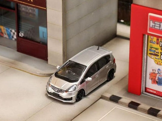 [ Pre-order ] SW Street Weapon 1:64 Honda Fit Jazz GE8 RS Silver