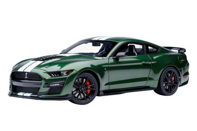 [ Pre-order ] 73097 AUTOart 1:18 Ford Mustang Shelby GT500 (Green with White Stripes)
