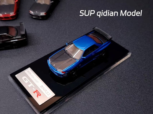 [ Pre-order ] SUP Qidian Model 1:64 Nissan Skyline GT-R R32 Blue Carbon Cover Version