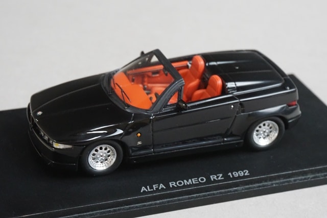 1:43 Spark S0399 Alfa Romeo RZ 1992 model car
