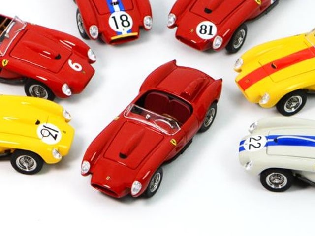 [ Pre-order ] GFCC 1:64 250TR Standard Red