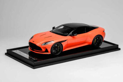 MH027SO Motor Helix x XiaoGuang 1:18 Aston Martin DB12 Coupe Synapse Orange