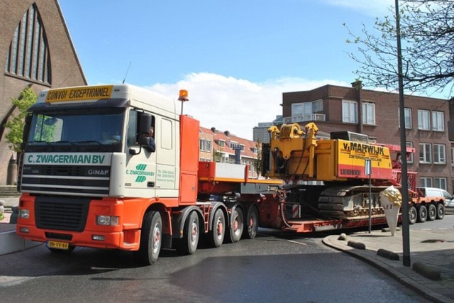 [ Pre-order ] 01-5022 WSI 1:50 DAF C. Zwagerman GINAF 95XF SPACE CAB 10X4 LOW LOADER 5 AXLE DAF