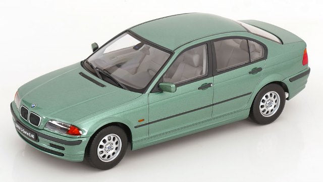 [ Pre-order ] KKDC181436 KK scale 1:18 BMW 3er E46 Sedan 1999 Green Metallic