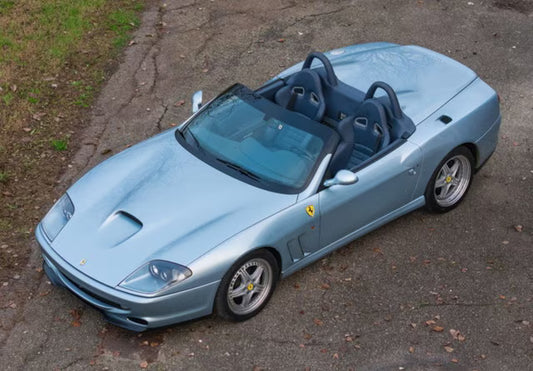 [ Pre-order ] BBR1874E BBR 1:18  Ferrari 550 Barchetta 2000 - Made in Italy Grigio Alloy - Carta da Zucchero Interior (Clear Case Included)