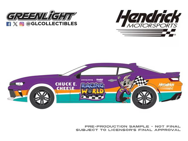 [ Pre-order ] 20569 GreenLight 1:64 Chevrolet 2016 Chevrolet Camaro SS - Chuck E. Cheese Racing World and Hendrick Motorsports Collaboration