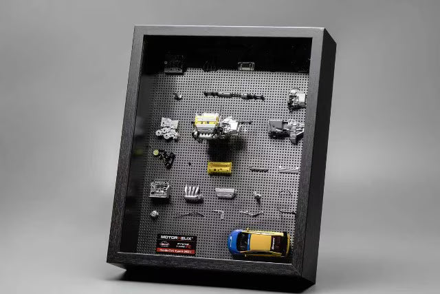 M90308DZ-SAE MOTORHELIX 1:64 Honda Civic TYPE R (FD2) + 1:18 Kseries Engine Spoon Customized Frame Display Model
