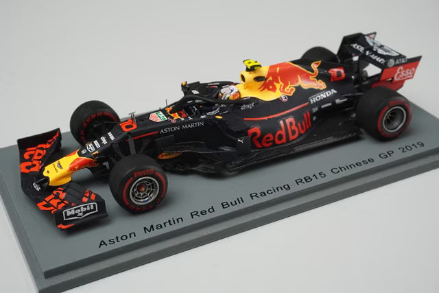 1:43 Spark S6077 Aston Martin Red Bull Racing RB15 Chinese GP 2019 #10 P.Gasly