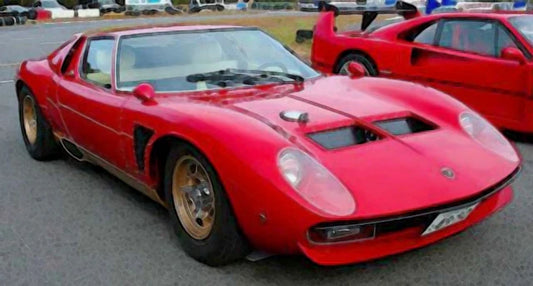 [ Pre-order ] LSMH08 LookSmart 1:18 Lamborghini Miura SVJ s/n 4990 Red