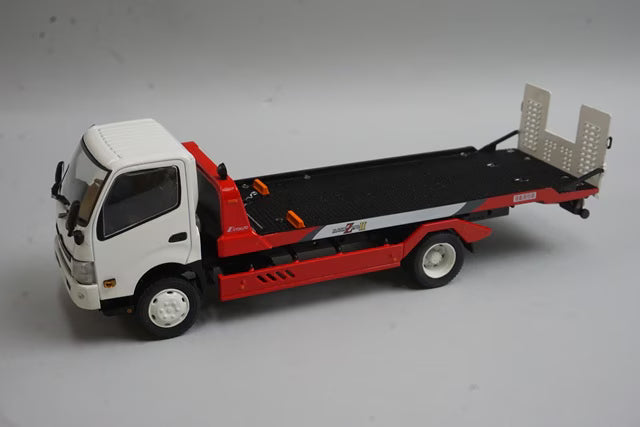 1:43 KYOSHO 67391W Hino Dutro Far East Flat Top Zero II White