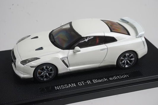 1:43 EBBRO 44101 Nissan GT-R Black Edition White