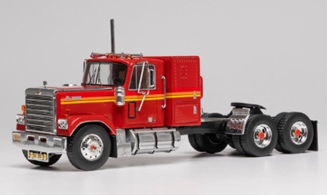 [ Pre-order ]  TR242 ixo 1:43 Chevrolet Bison 1979 Red