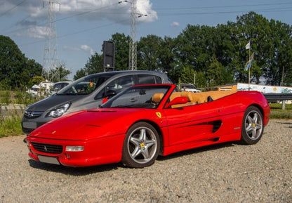 [ Pre-order ] P18166A BBR 1:18 Ferrari Spider F355 Spider manual gear Rosso Corsa - Beige interior with clear case