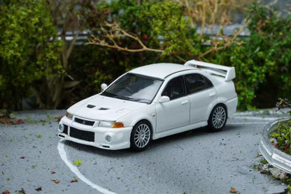 [ Pre-order ] M64203 MOTORHELIX 1:64 Mitsubishi Lancer Evolution VI GSR Scotia White