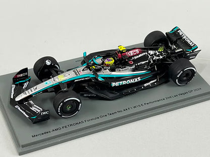 1:43 Spark S9546 Mercedes-AMG Petronas F1 Team W15 e-Performance Las Vegas GP 2nd 2024 #44 L. Hamilton