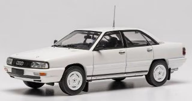 [ Pre-order ] CLC687NSP ixo 1:43 Audi 200 Quattro White