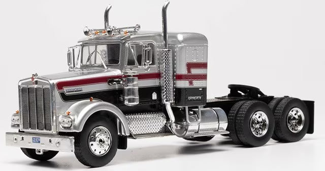 [ Pre-order ] TR262 ixo 1:43 Kenworth W925 1976 Silver