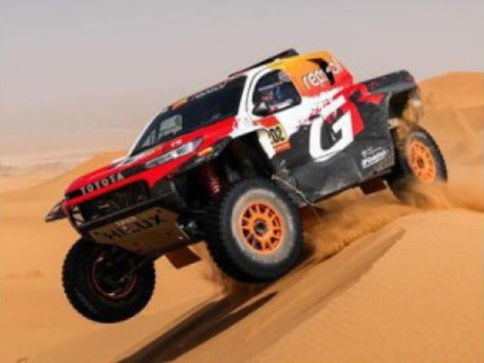 [ Pre-order ] S6271 Spark 1:43 Toyota Hilux GR No.202 21st Dakar Rally 2026 H. Lategan - B. Cummings