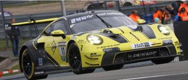 [ Pre-order ] SG1053 Spark 1:43 Porsche 911 GT3 R (992) Evo26 #17 Dunlop Motorsport 24H Nürburgring 2026