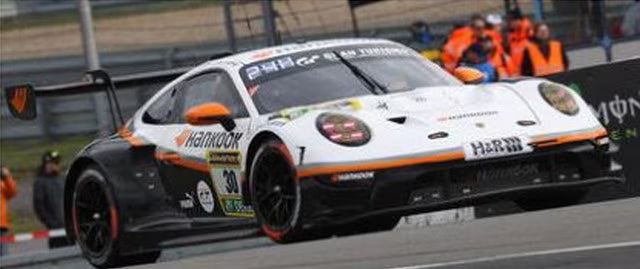 [ Pre-order ] SG1058 Spark 1:43 Porsche 911 GT3 R (992) Evo26 #30 Hankook Competition 24H Nürburgring 2026