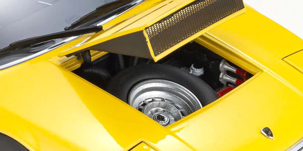 [ Back-order ] KYOSHO KS08446GY 1:18 Lamborghini Urraco Yellow model car