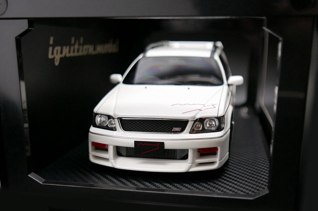 [Back-order] ignition model IG2892 1:18 Nissan STAGEA 260RS (WGNC34) Pearl White