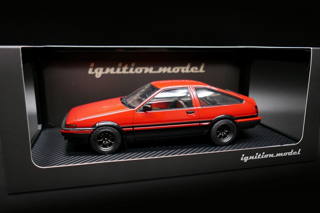 [Back-order] ignition model IG2790 1:18 Toyota Sprinter Trueno 3Dr GT Apex (AE86) Red/Black