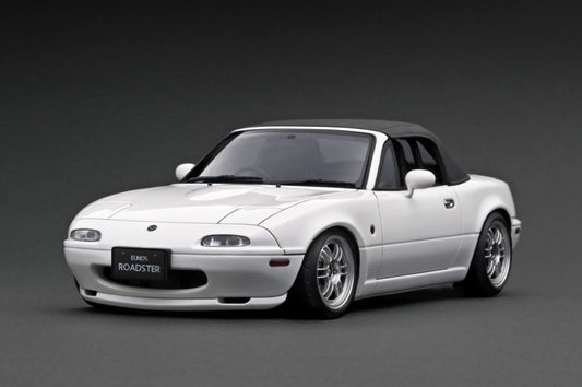 [Back-order] ignition model IG3195 1:18 Eunos Roadster (NA) White